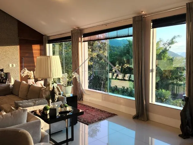 Imagem 11: CASA COM LINDA VISTA A VENDA NO BAIRRO VILA NOVA