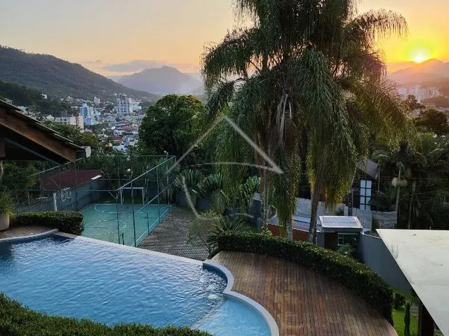 Imagem 4: CASA COM LINDA VISTA A VENDA NO BAIRRO VILA NOVA