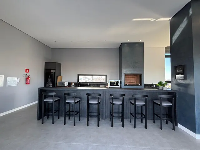 Imagem 3: Apartamento novo, semi-mobíliado com 2 quartos e 2 vagas na Vila Industrial