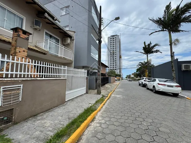 Imagem 10: Sobrado Geminado em Itacolomi, Balneário Piçarras/SC
