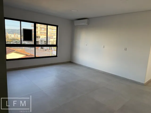 Imagem 2: Apartamento no centro de Balneário Piçarras Sc