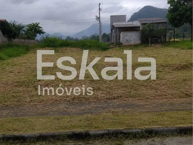 Imagem: Terreno com 300M²