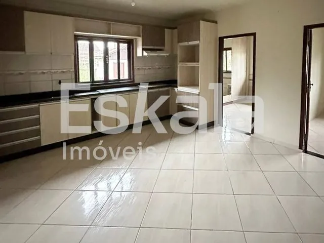 Imagem 3: Casa Semimobiliada Com 03 Quartos