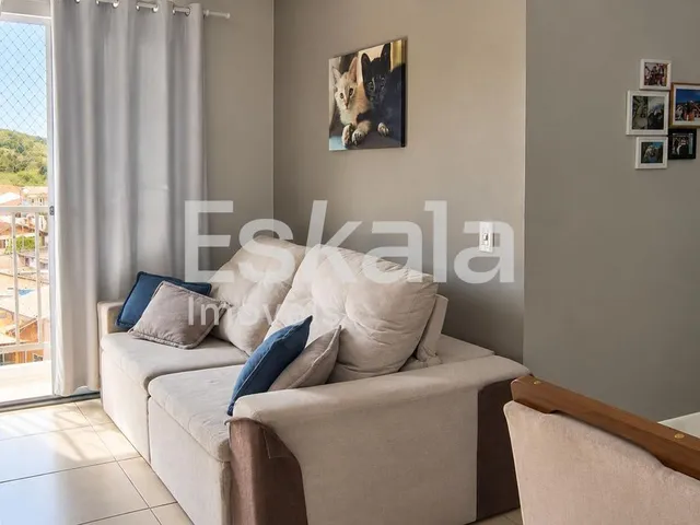 Imagem: Apartamento Semimobiliado Com 02 Quartos