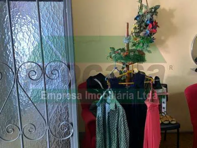 Imagem 2: Casa de rua - / Residencial / Centro