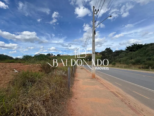 Imagem: Terreno à Venda em Extrema MG, com Área