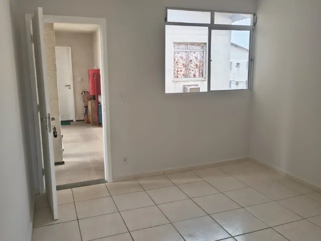 Imagem 2: DELGADO aluga APARTAMENTO com 2 quartos em CONDOMÍNIO FECHADO, em Venda das Pedras