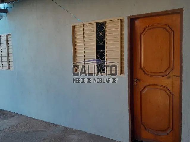 Imagem: CASA BAIRRO LUIZOTE DE FREITAS