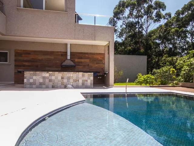 Imagem 8: Ester Imóveis Negócios Imobiliários Ltda Creci: 36089-J, Vende: Casa de Alto Padrão a Venda no Tamboré 1