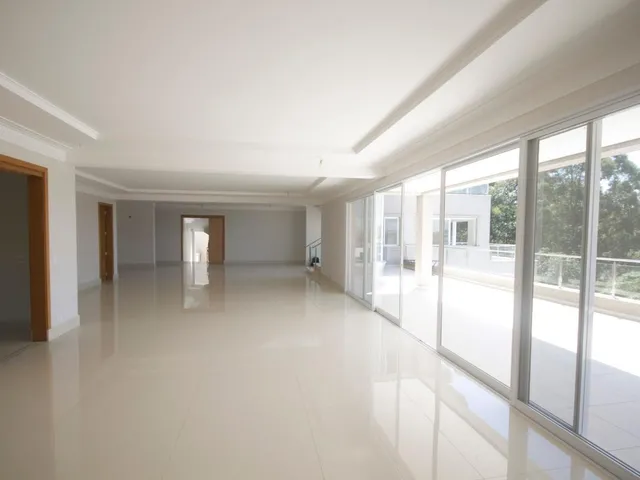 Imagem 10: Ester Imóveis Negócios Imobiliários Ltda Creci: 36089-J, Vende: Casa de Alto Padrão a Venda no Tamboré 1