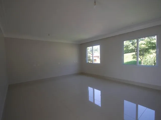 Imagem 11: Ester Imóveis Negócios Imobiliários Ltda Creci: 36089-J, Vende: Casa de Alto Padrão a Venda no Tamboré 1