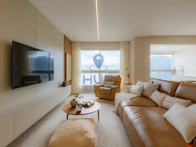 Imagem 10: Apartamento com 4 Dormitórios À Venda Sendo 4 Suítes, 160.4 M² por - R$ 7.200.000,00 - Centro - Bal. Camboriú/Sc