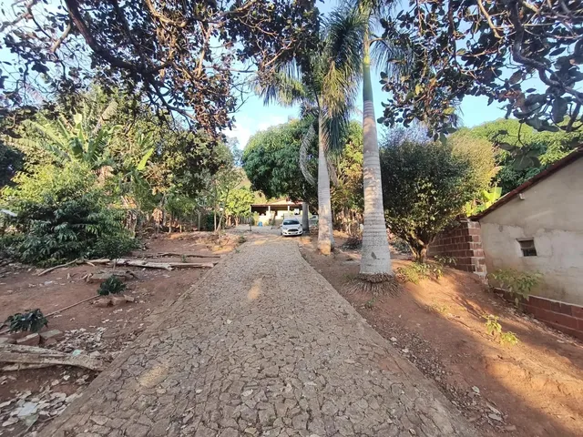 Imagem: O terreno possui 1.572m² de Área e está localizado em