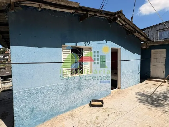 Imagem: Duas Casas em Terreno de 306 M² À Venda