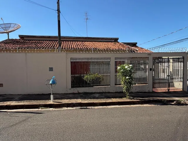 Imagem: Casa a Venda no Garcia em Lins Sp