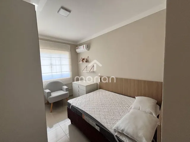 Imagem 2: Sobrado a 600m da praia com 3 quartos, Centro - Balneário Piçarras