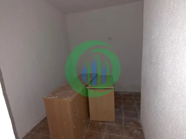 Imagem 2: 0 Casa com 1 dormitório