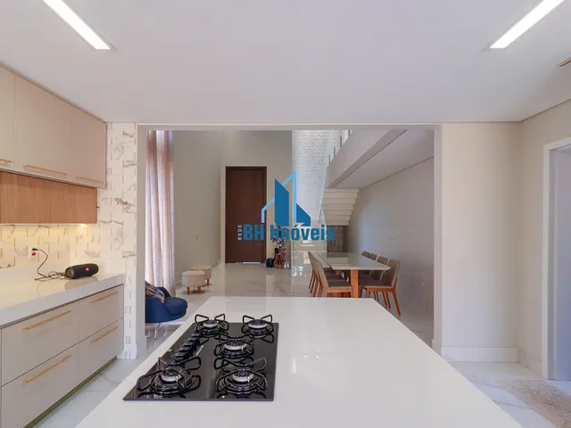 Imagem 10: Casa Alto Padrão 4 Quartos Suíte 4 Vagas Vespasiano