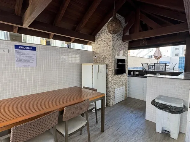 Imagem 10: EDIFÍCIO CIDADE DE PÁDUA - APARTAMENTO 03 SUÍTES - MOBILIADO - ALTO PADRÃO - NA RUA