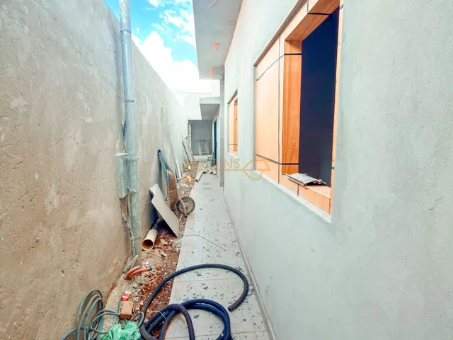 Imagem 4: Casa à venda no bairro Santiago - Araguari/MG