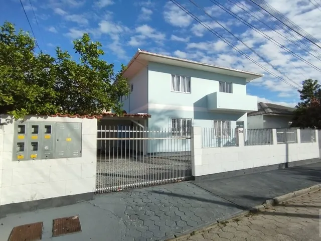 Imagem 2: Casa Padrão a venda bairro Carianos Florianópolis SC