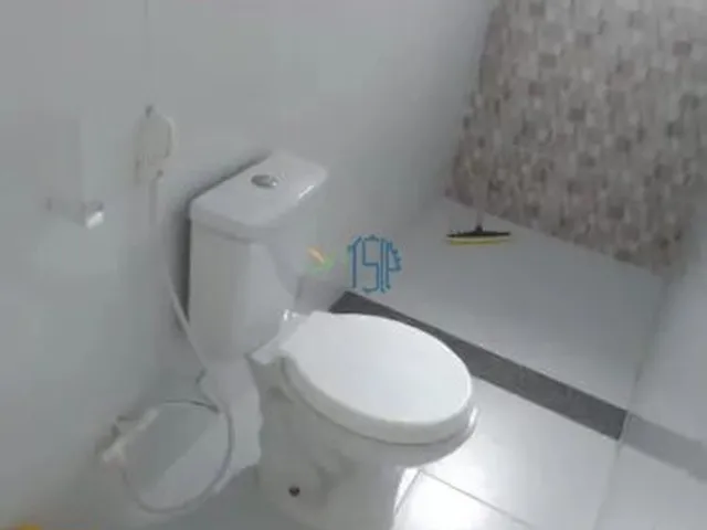Imagem 12: CASA BEIRA-MAR EM EXTREMOZ COM 2 ANDARES E 5 QUARTOS