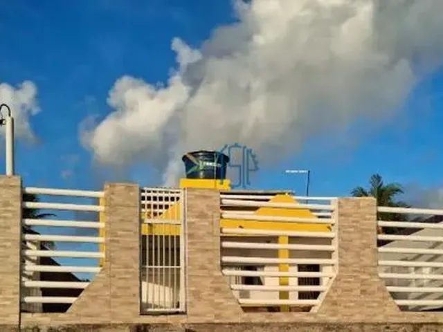 Imagem 16: CASA BEIRA-MAR EM EXTREMOZ COM 2 ANDARES E 5 QUARTOS