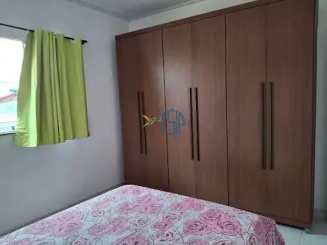 Imagem 4: CASA BEIRA-MAR EM EXTREMOZ COM 2 ANDARES E 5 QUARTOS