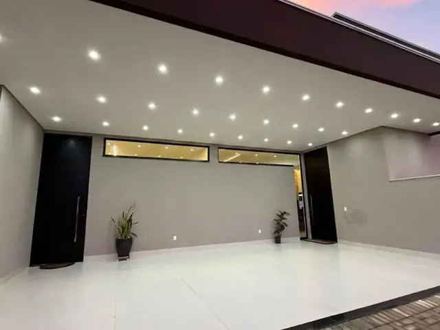 Imagem 13: Casa de Alto Padrão com 4 Quartos (2 Suítes) à Venda no Condomínio Solare –