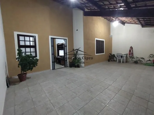 Imagem: Casa À Venda no Bairro Vila dos Comerciarios