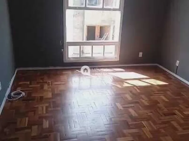 Imagem 2: Apartamento À Venda no Bairro Teresópolis - Porto Alegre/Rs