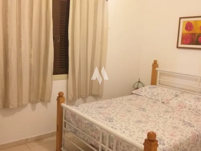 Imagem 8: Casa na Praia de Boracéia Poucos Metros do Mar