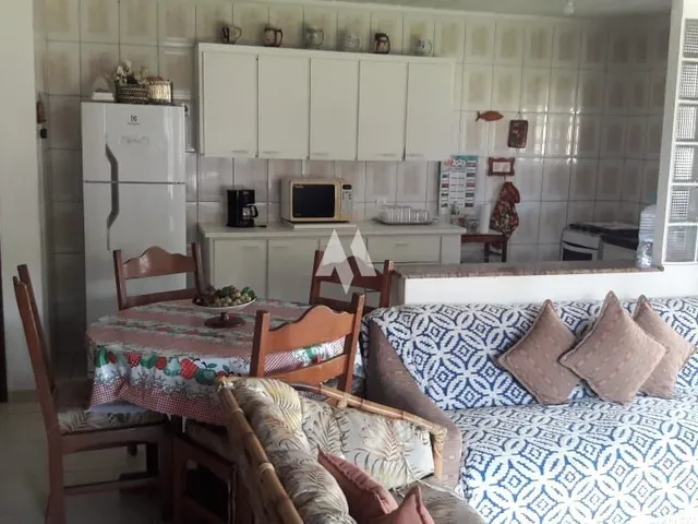 Imagem 13: Casa na Praia de Boracéia Poucos Metros do Mar