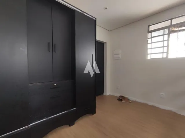 Imagem 5: Casa na Encruzilhada com 4 Quartos Sendo 1 Suíte
