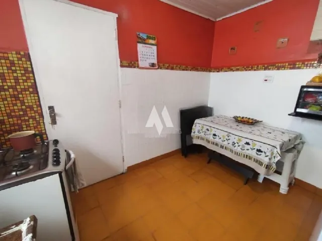 Imagem 7: Casa na Encruzilhada com 4 Quartos Sendo 1 Suíte