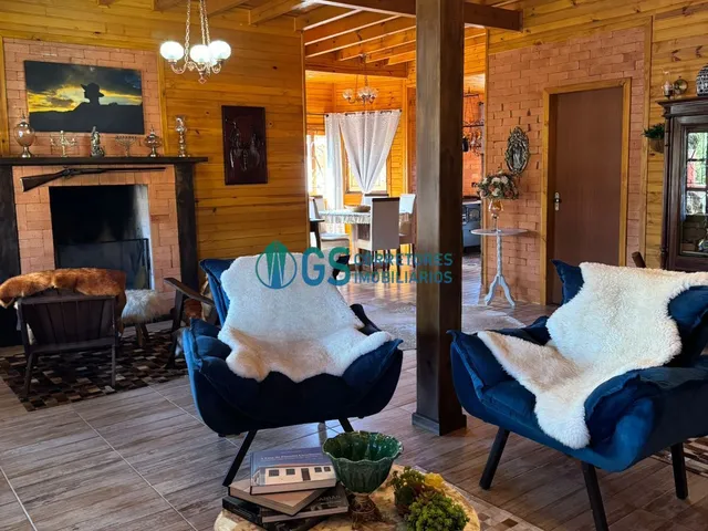 Imagem: Linda Casa na Serra com Piscina e Amplo
