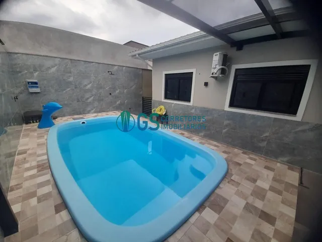Imagem 3: Casa de 3 Dormitórios e Piscina À Venda em Palhoça/Sc