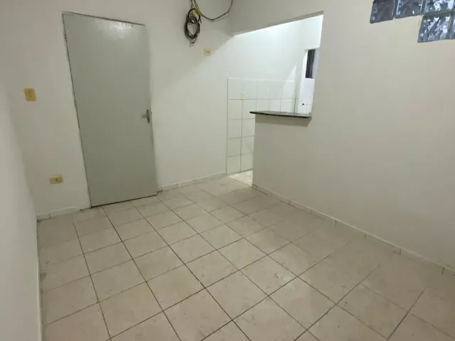 Imagem: SIQUEIRA ALUGA APARTAMENTO KITNET EM MASSANGANA