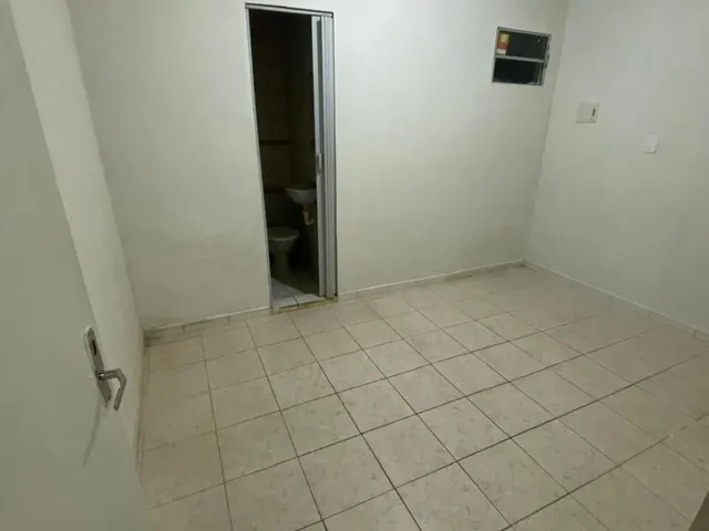 Imagem 4: SIQUEIRA ALUGA: APARTAMENTO KITNET EM MASSANGANA PRÓX/ AO SUPERMERCADO RENDE MAIS