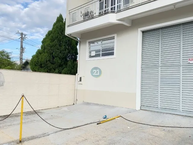 Imagem: Alugo galpão com 200m² e mezanino com