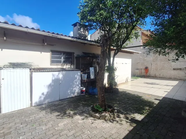 Imagem 11: Casa Térrea de 5 Dormitórios no Centro Terreno de 503 M²