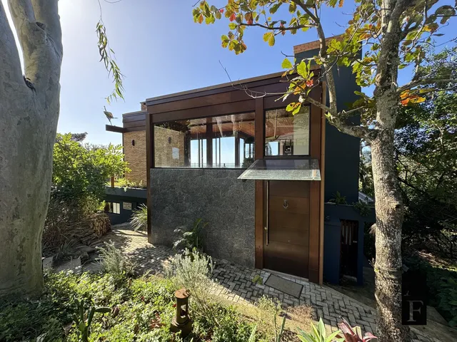 Imagem 2: Casa Vista Ao Mar em Condomínio Morrinhos - Garopaba Sc