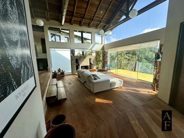Imagem 16: Casa com Vista Ao Mar À Venda em Garopaba Sc