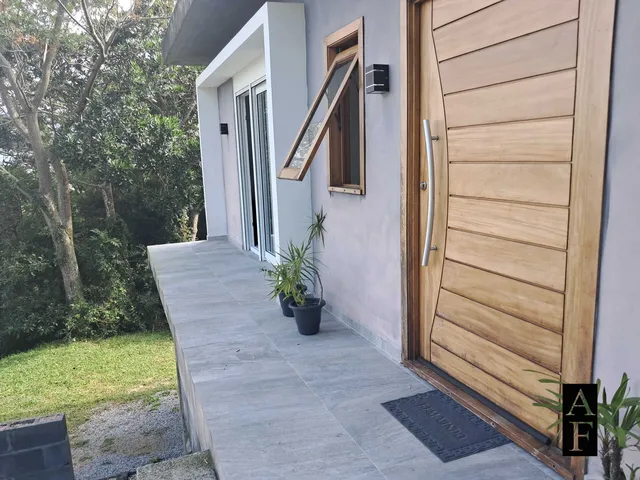 Imagem 4: Casa Junto Ao Centro em Garopaba