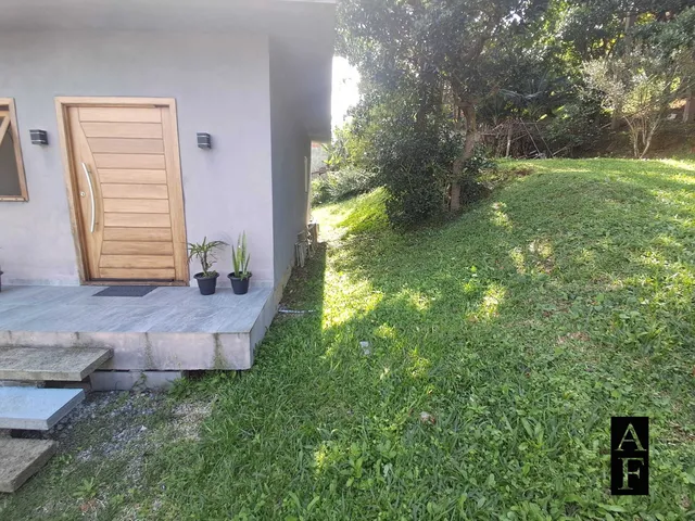 Imagem 3: Casa Junto Ao Centro em Garopaba