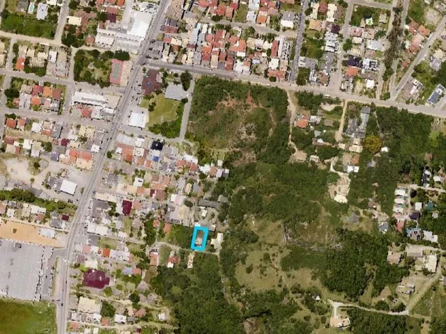 Imagem 5: Casa Junto Ao Centro em Garopaba