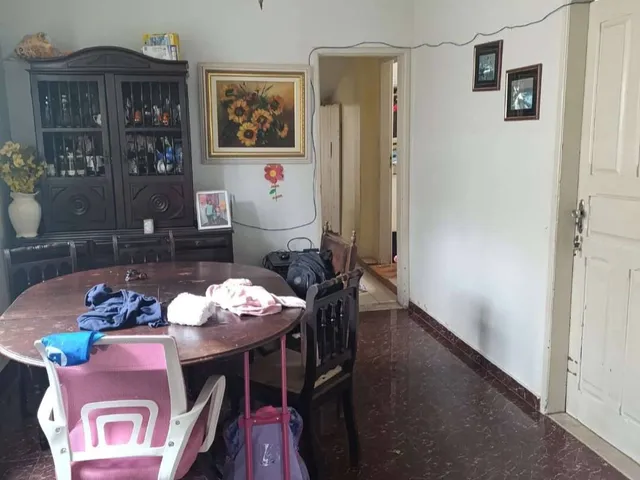 Imagem 3: Casa À Venda em Montes Claros, Centro, com 7 Quartos, 250M²