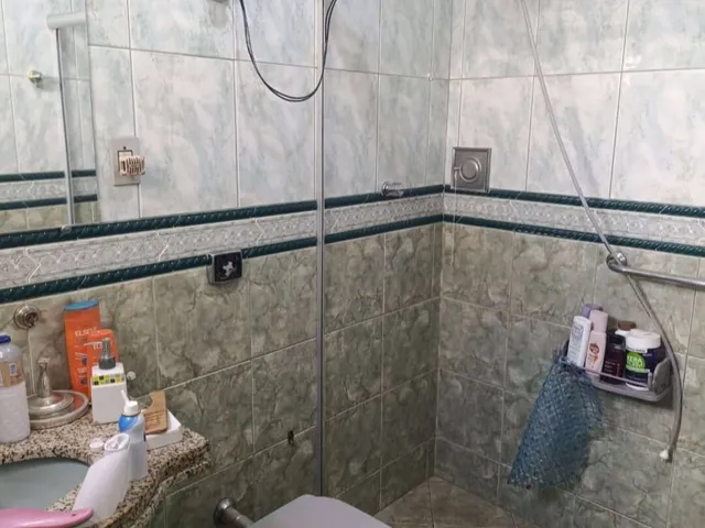 Imagem 5: Casa À Venda em Montes Claros, Centro, com 7 Quartos, 250M²