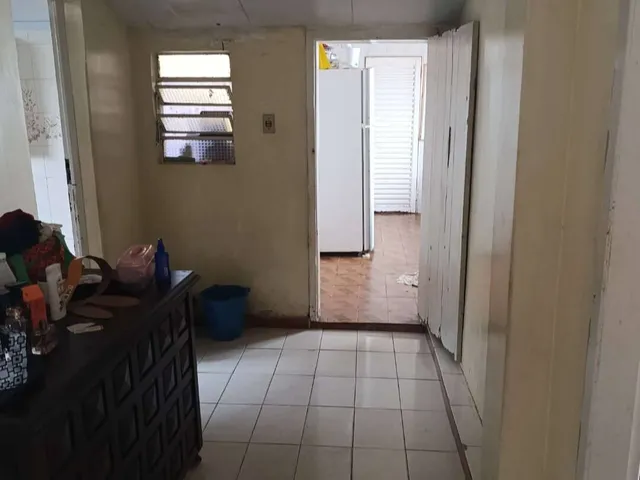 Imagem 8: Casa À Venda em Montes Claros, Centro, com 7 Quartos, 250M²