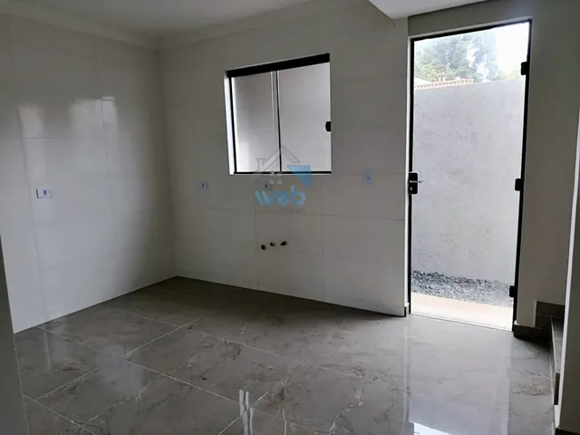 Imagem 16: Sobrados à venda na região do Rio Bonito, no Bairro Campo de Santana, com três
